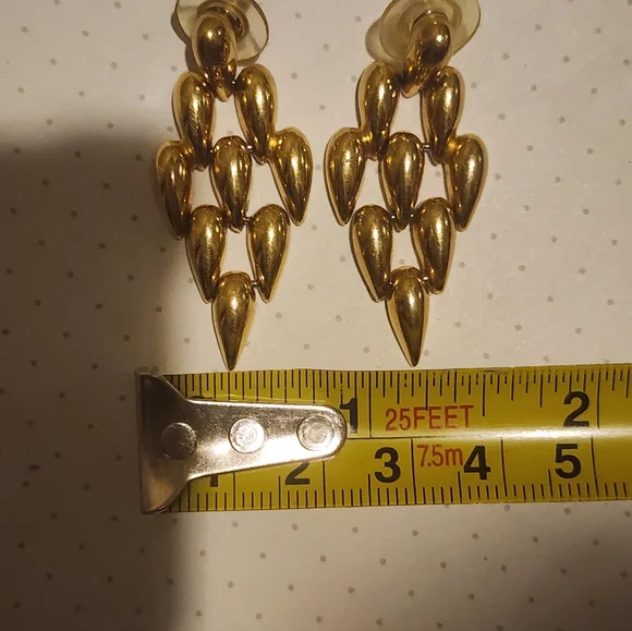 Vintage Monet Gold Plated Articulated Link Dangle Earrings - Picture 4 of 5